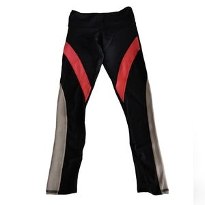 Noli Size Small Mesh Panel Leggings